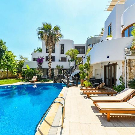 דירות Duplex House With Shared Pool Near Beach In קלקן מראה חיצוני תמונה