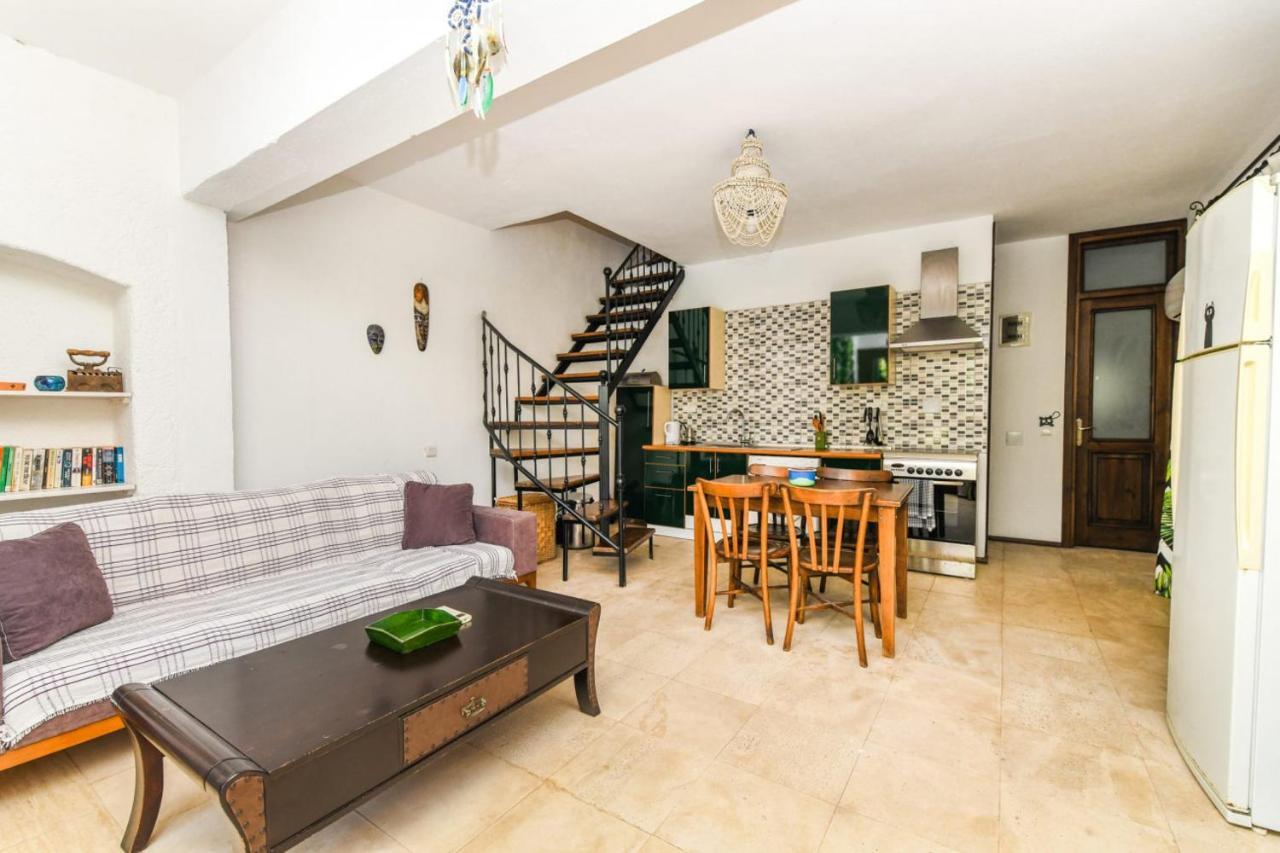 דירות Duplex House With Shared Pool Near Beach In קלקן מראה חיצוני תמונה