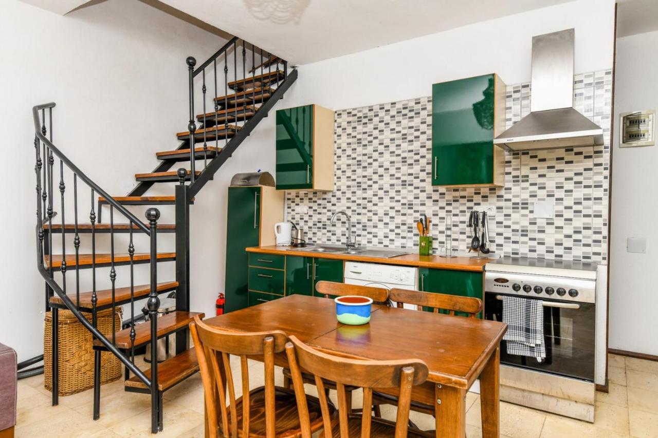 דירות Duplex House With Shared Pool Near Beach In קלקן מראה חיצוני תמונה